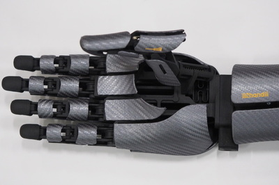 低成本3D打印仿生肌电假肢“exiii”再添两款全新产品